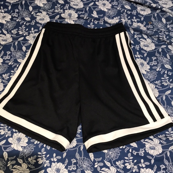 T-shirt & pants Adidas - Picture 2 of 2